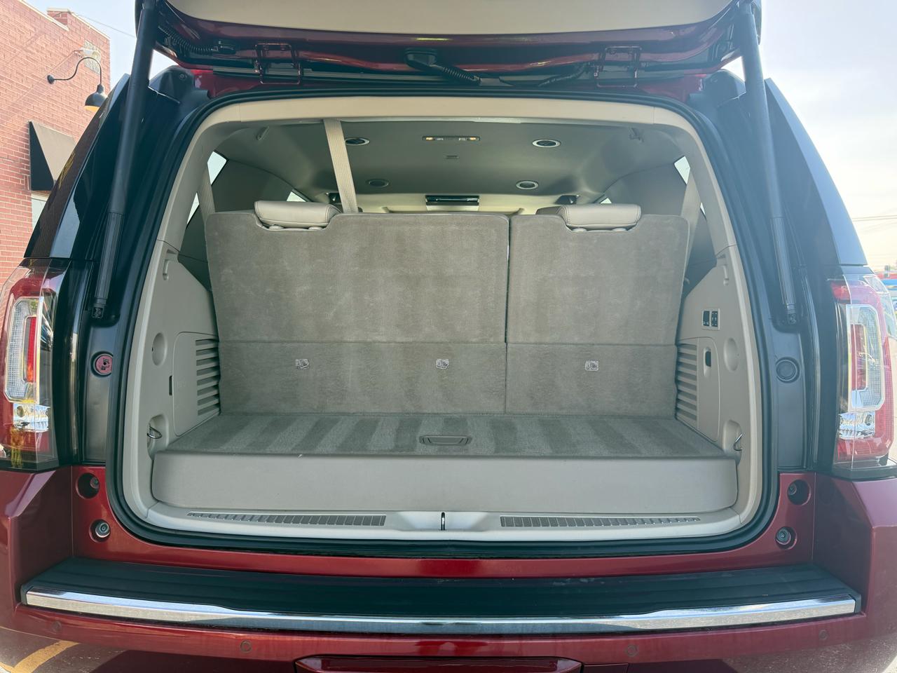 GMC Yukon 4WD 4dr Denali 2016
