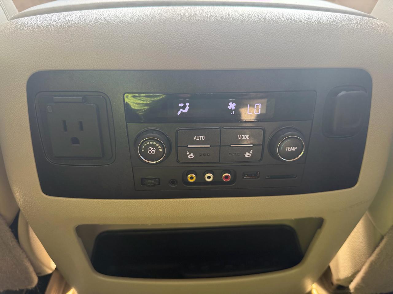 GMC Yukon 4WD 4dr Denali 2016