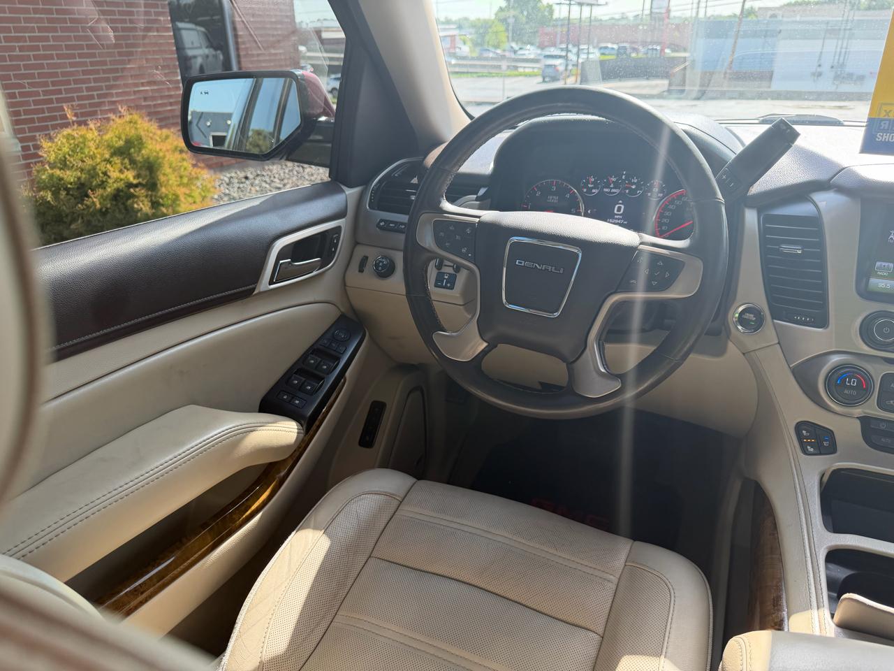 GMC Yukon 4WD 4dr Denali 2016