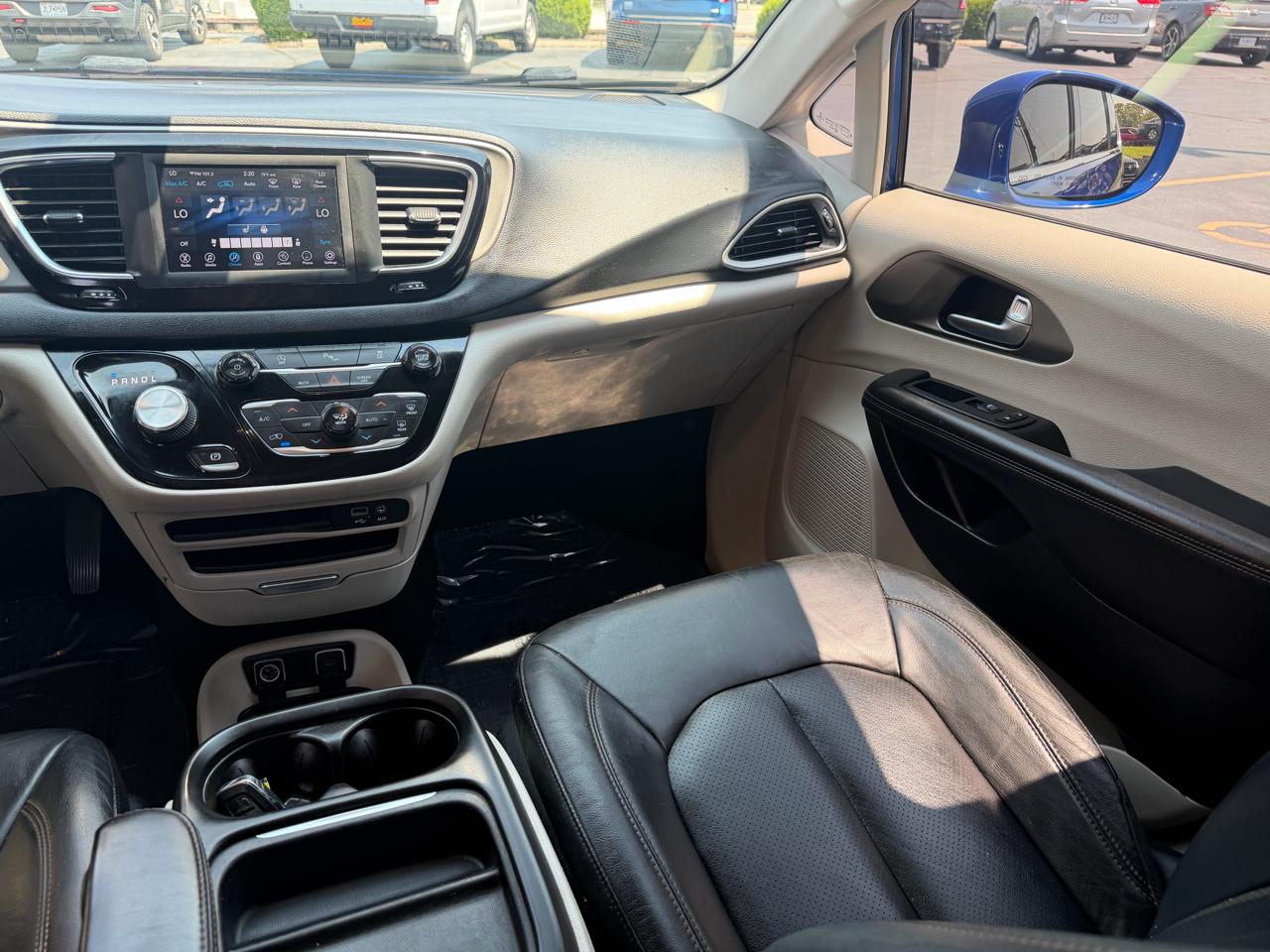 2020 Chrysler Pacifica Touring L - Photo 14
