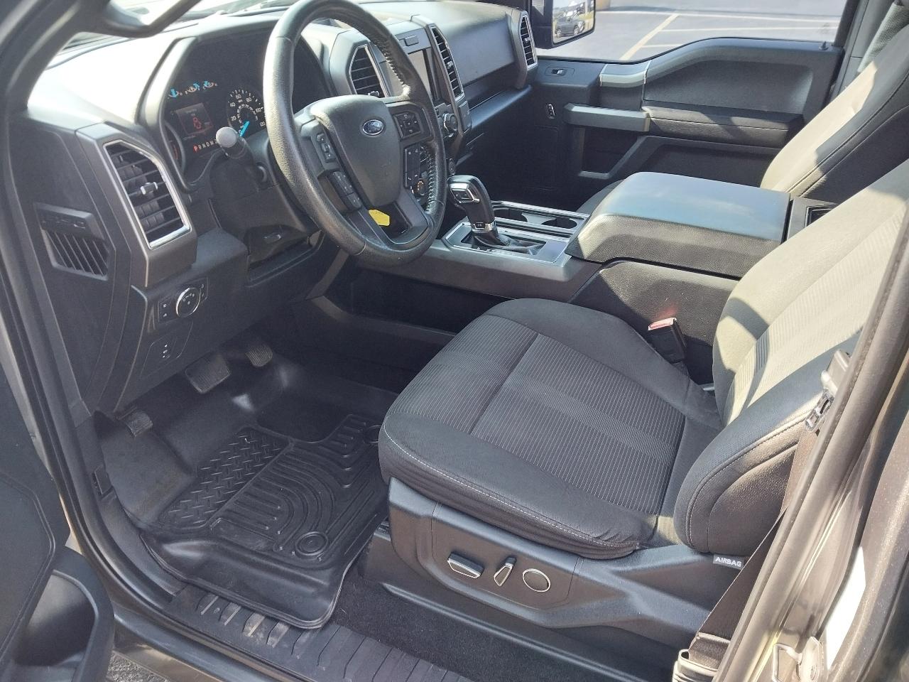 Ford F-150 4WD SuperCrew 145" XLT 2015