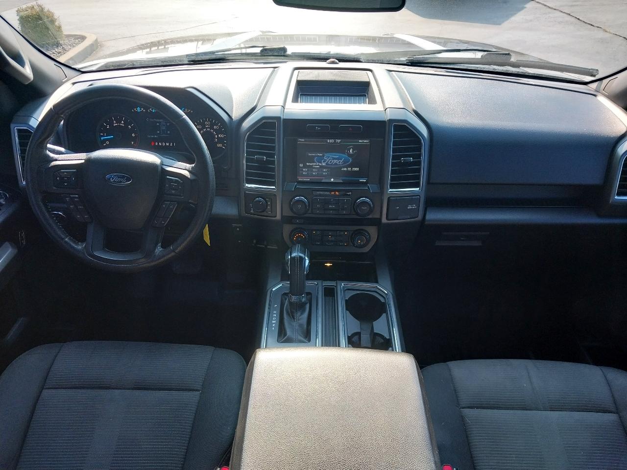 Ford F-150 4WD SuperCrew 145" XLT 2015