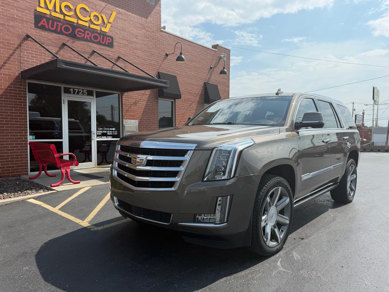 Cadillac Escalade 4WD 4dr Premium Collection 2016