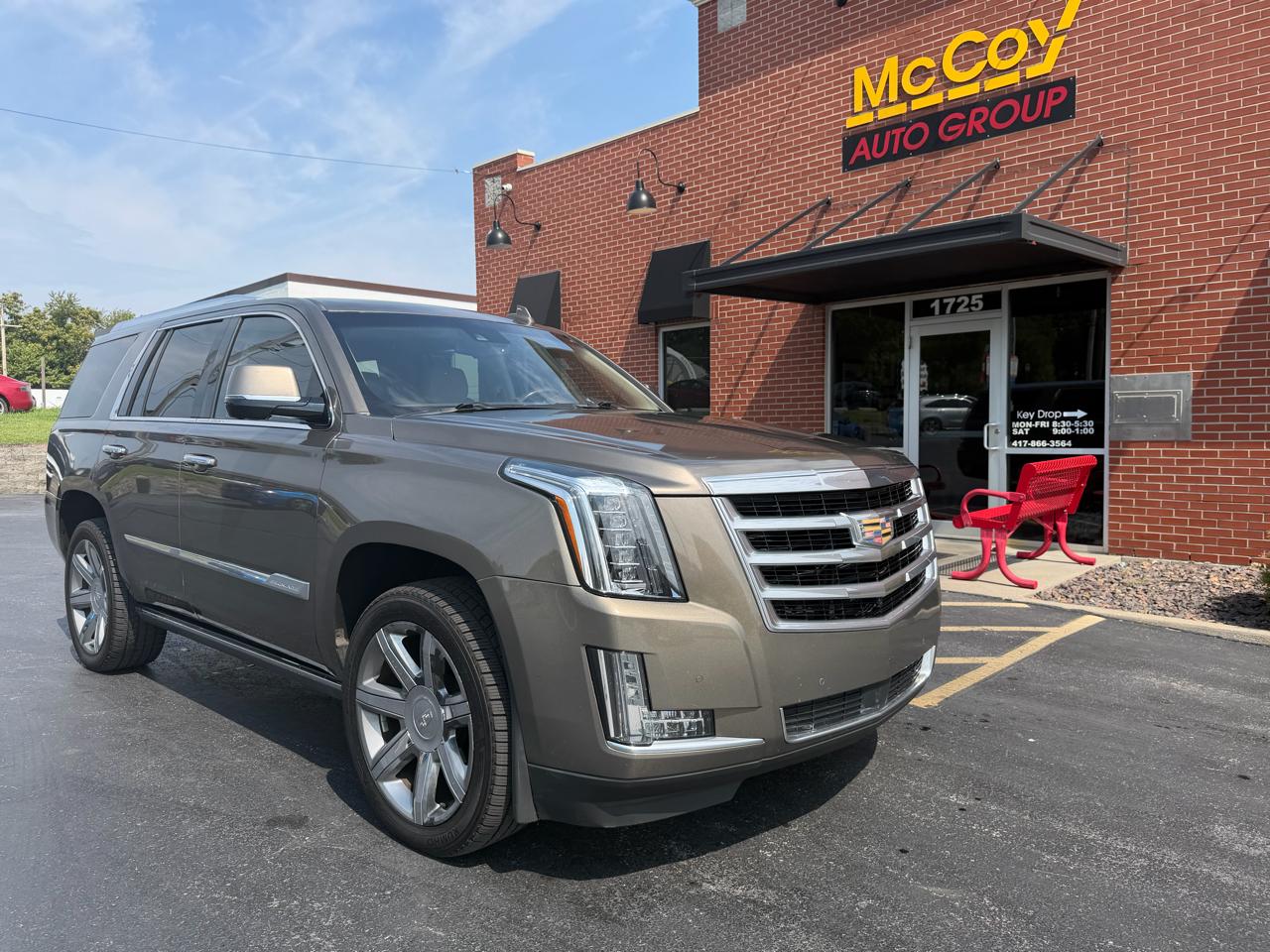 Cadillac Escalade 4WD 4dr Premium Collection 2016
