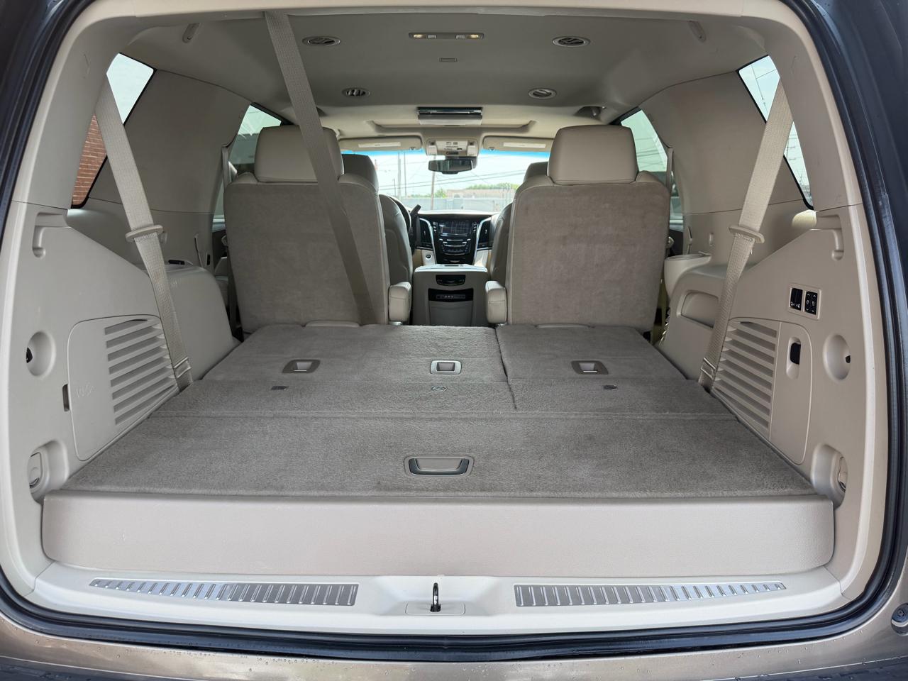 Cadillac Escalade 4WD 4dr Premium Collection 2016
