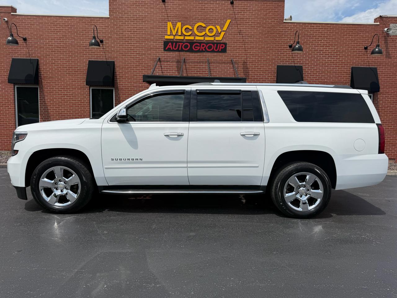 Chevrolet Suburban 4WD 4dr 1500 Premier 2017