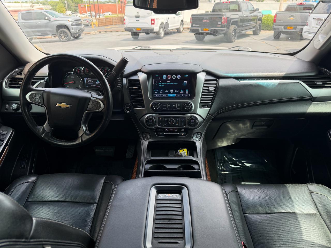Chevrolet Suburban 4WD 4dr 1500 Premier 2017
