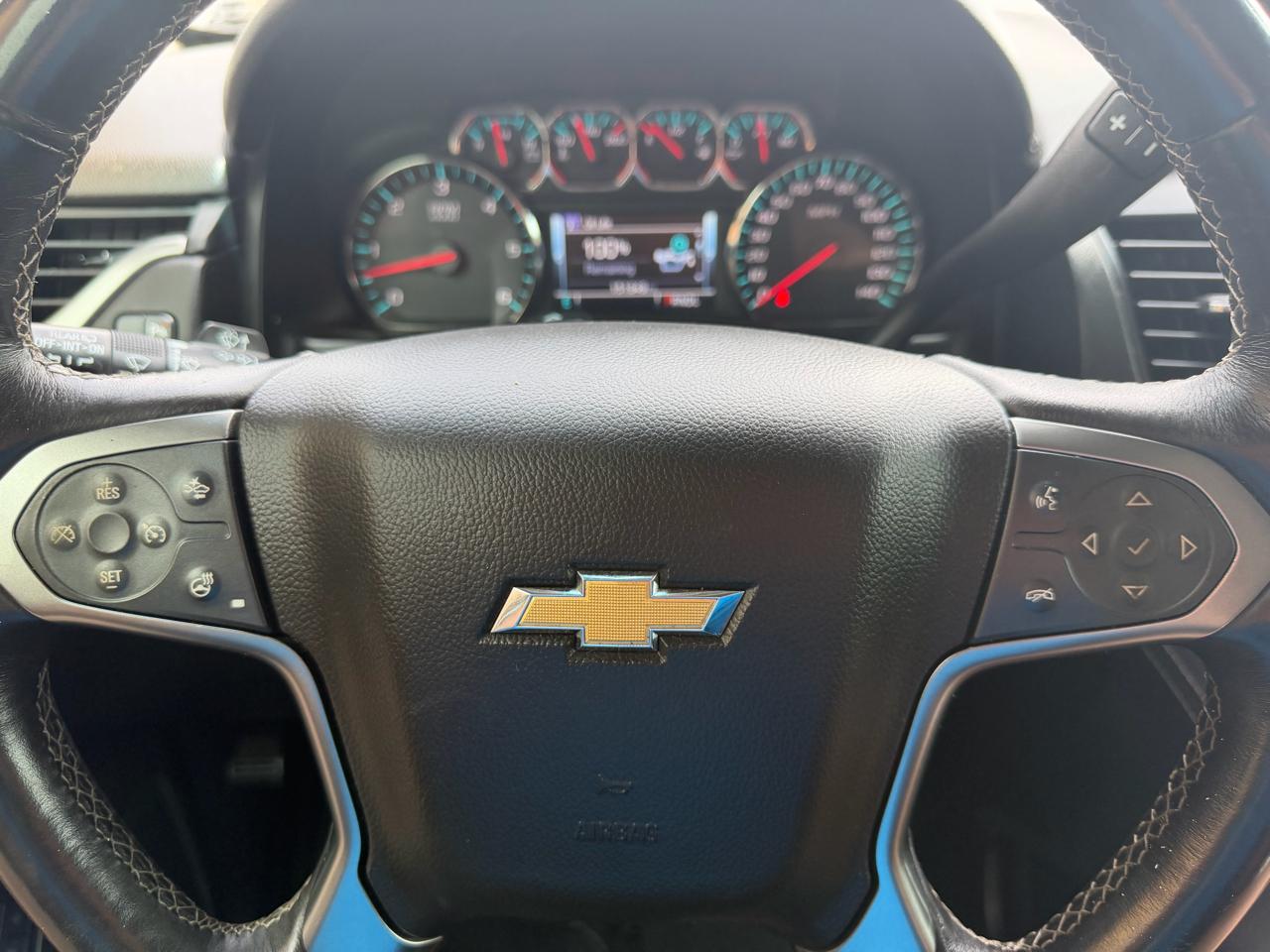 Chevrolet Suburban 4WD 4dr 1500 Premier 2017