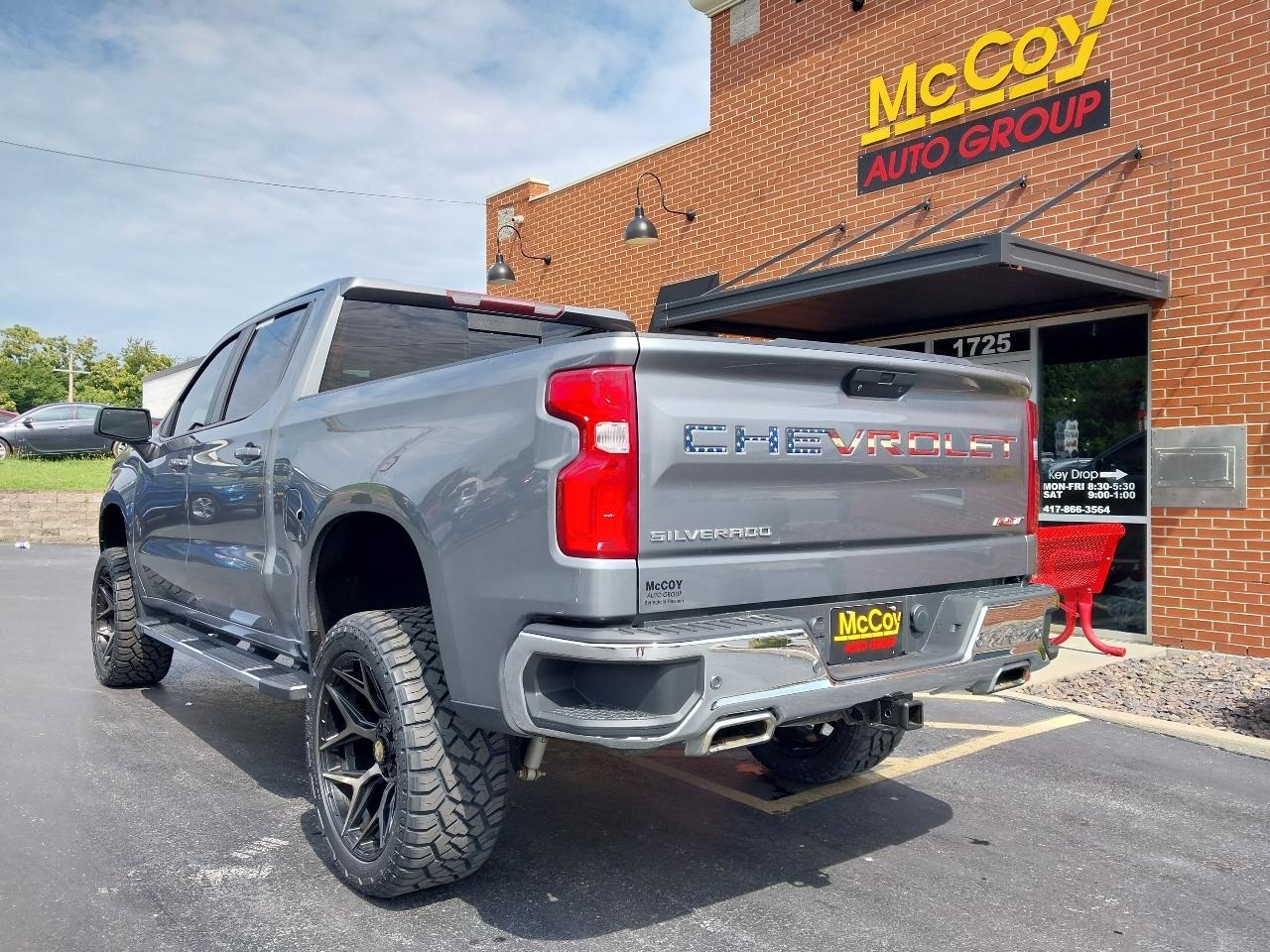 Chevrolet Silverado 1500 4WD Crew Cab 147" RST 2021