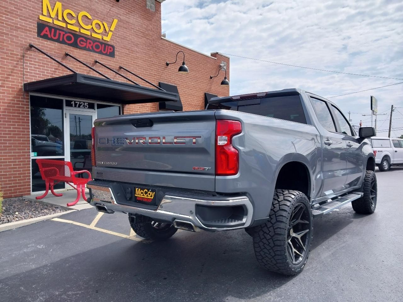 Chevrolet Silverado 1500 4WD Crew Cab 147" RST 2021