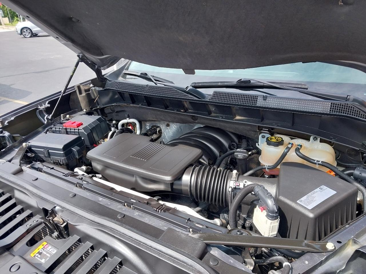 Chevrolet Silverado 1500 4WD Crew Cab 147" RST 2021