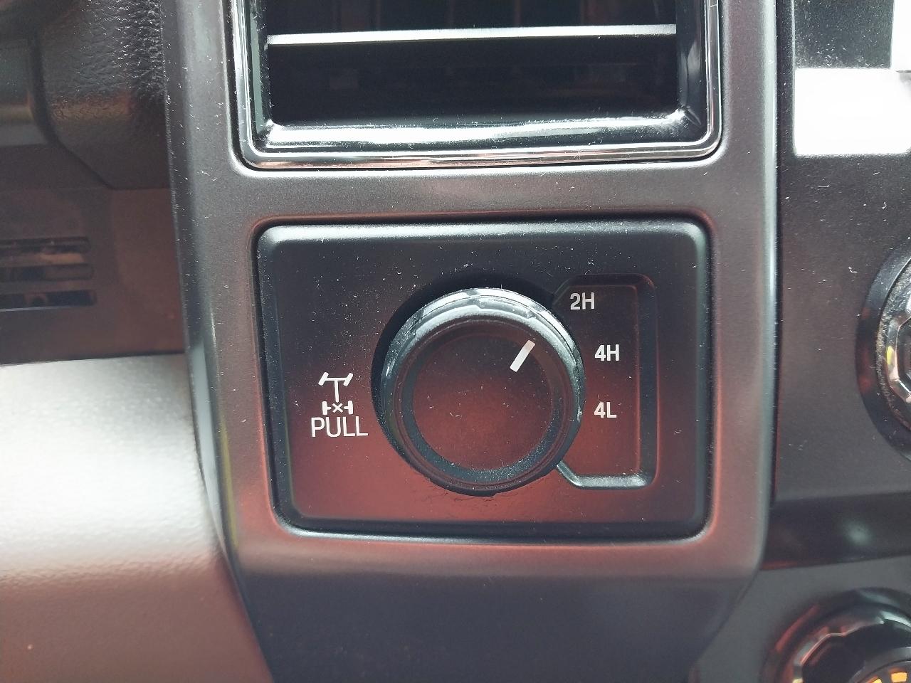 Ford F-150 XLT SuperCrew 4WD 2019