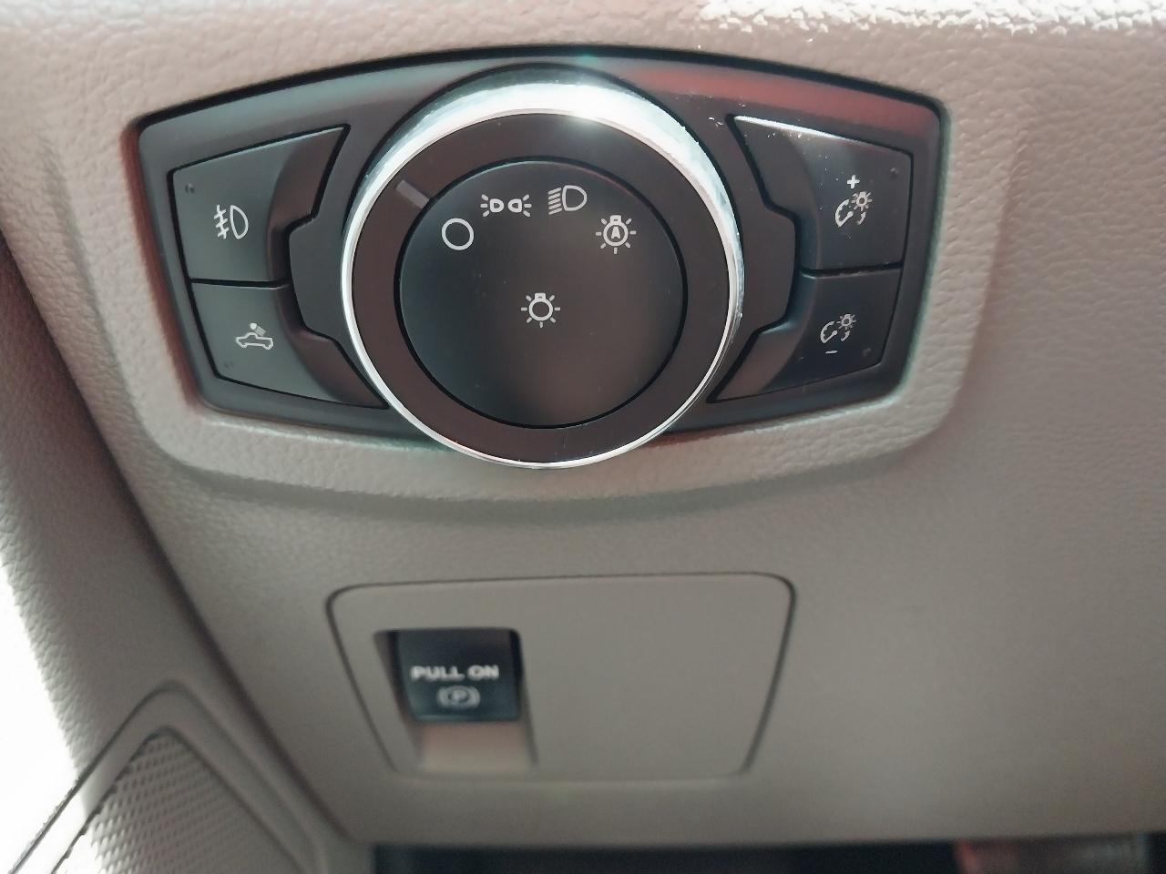 Ford F-150 XLT SuperCrew 4WD 2019