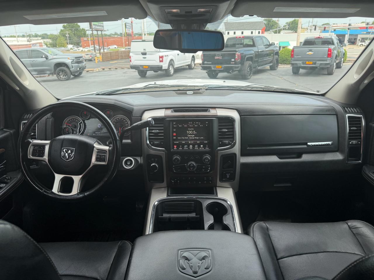 RAM 2500 Laramie 4x4 Mega Cab 6'4" Box 2017
