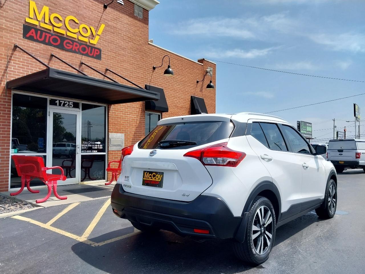 Nissan Kicks SV FWD 2018
