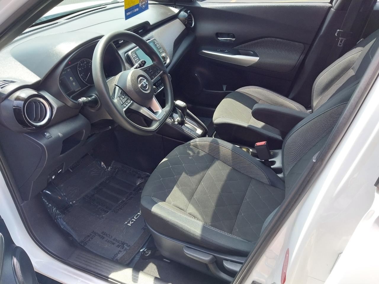 Nissan Kicks SV FWD 2018