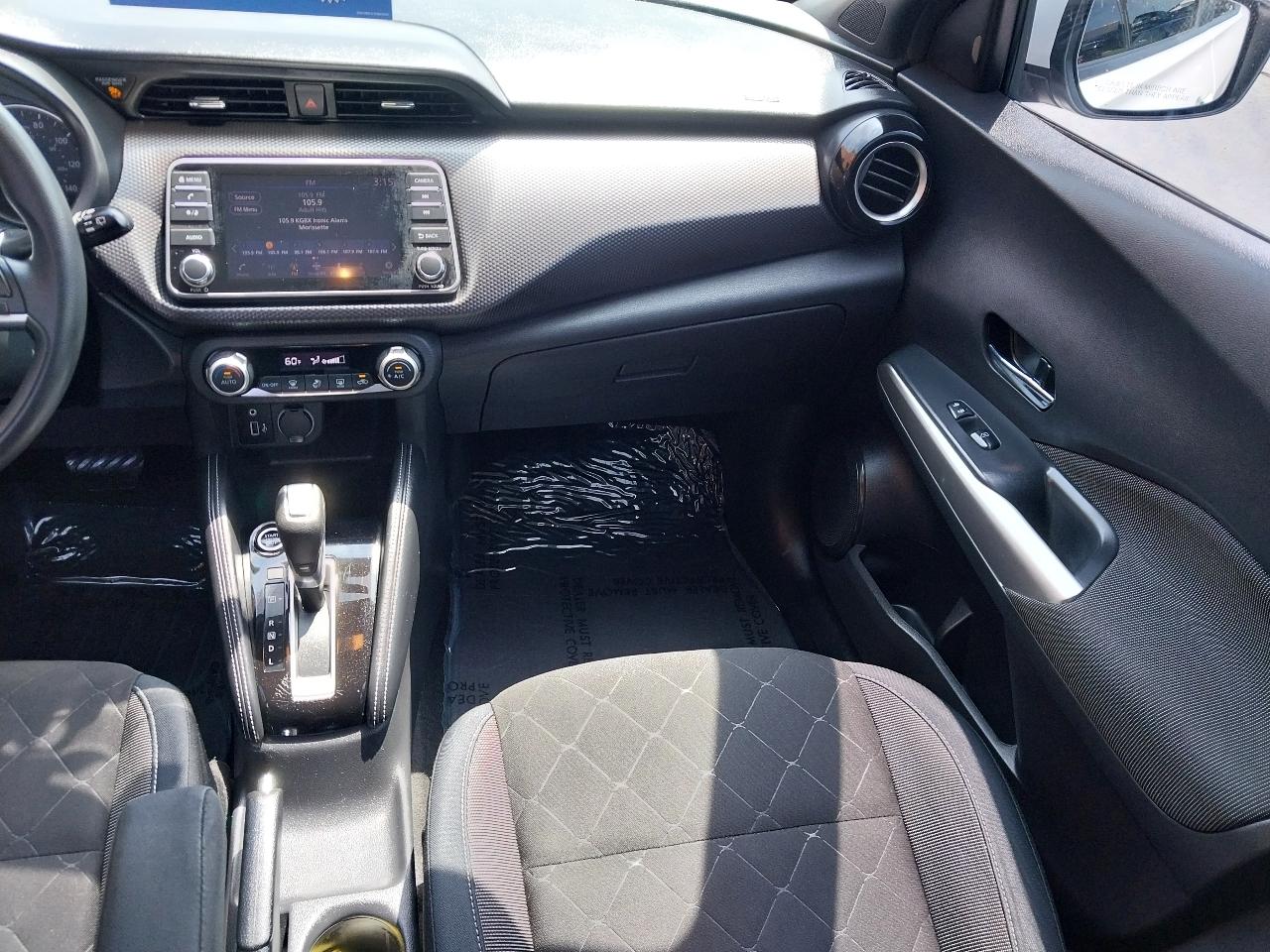 Nissan Kicks SV FWD 2018