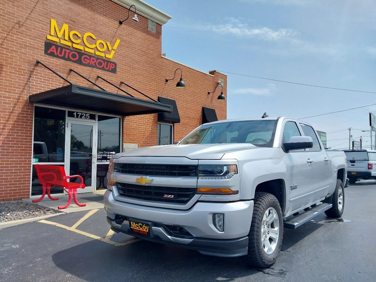 2017 Chevrolet Silverado 1500 4WD Crew Cab 143.5" LT w/2LT