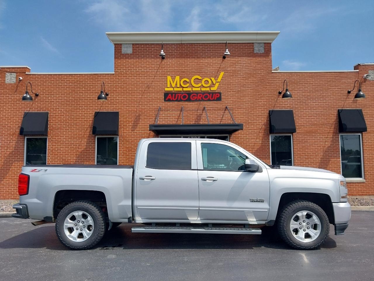 Chevrolet Silverado 1500 4WD Crew Cab 143.5" LT w/2LT 2017