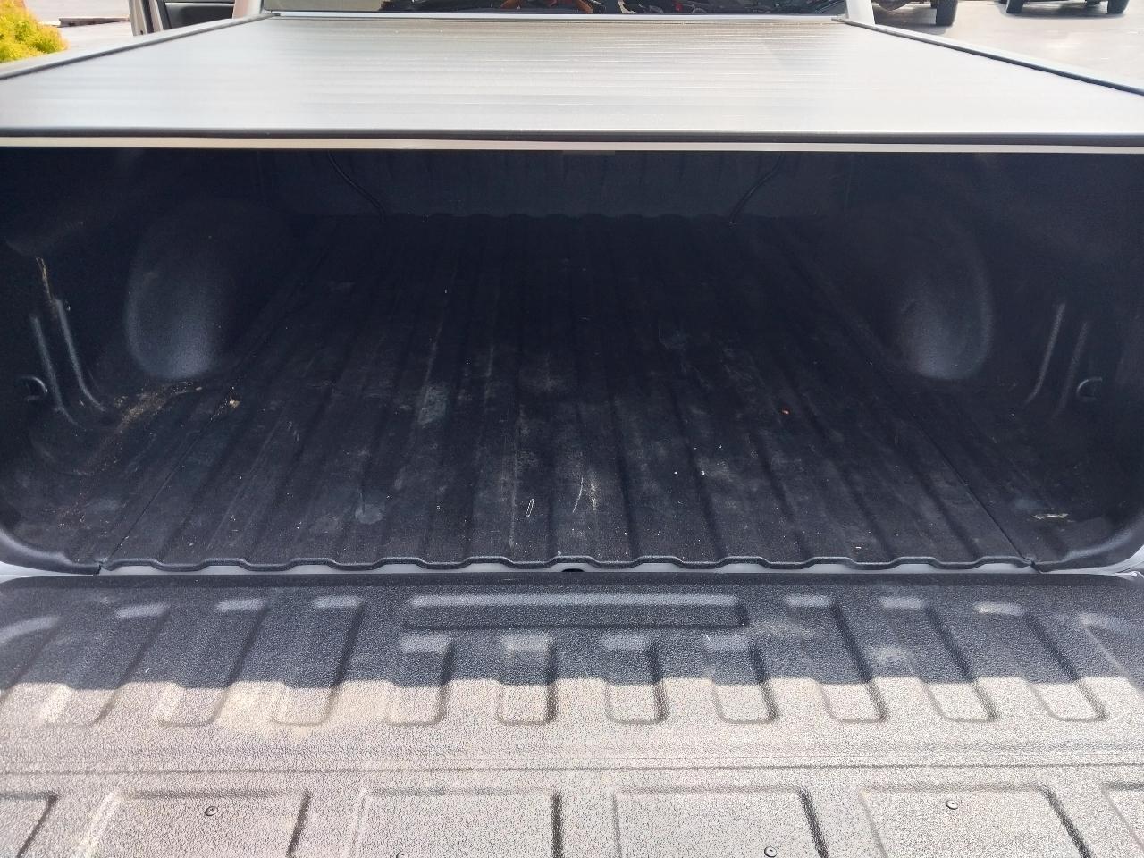 Chevrolet Silverado 1500 4WD Crew Cab 143.5" LT w/2LT 2017