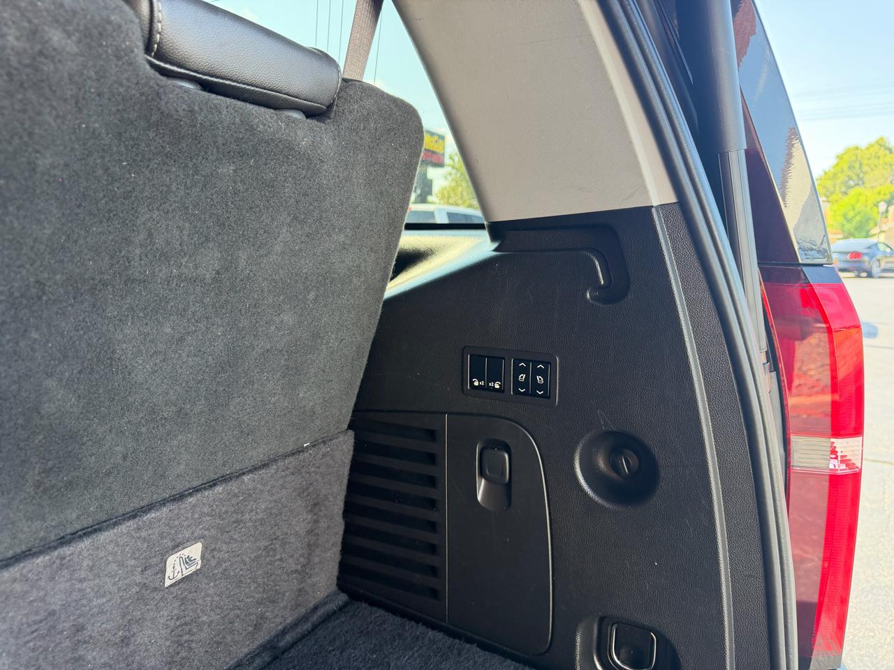 Chevrolet Tahoe 4WD 4dr Premier 2017