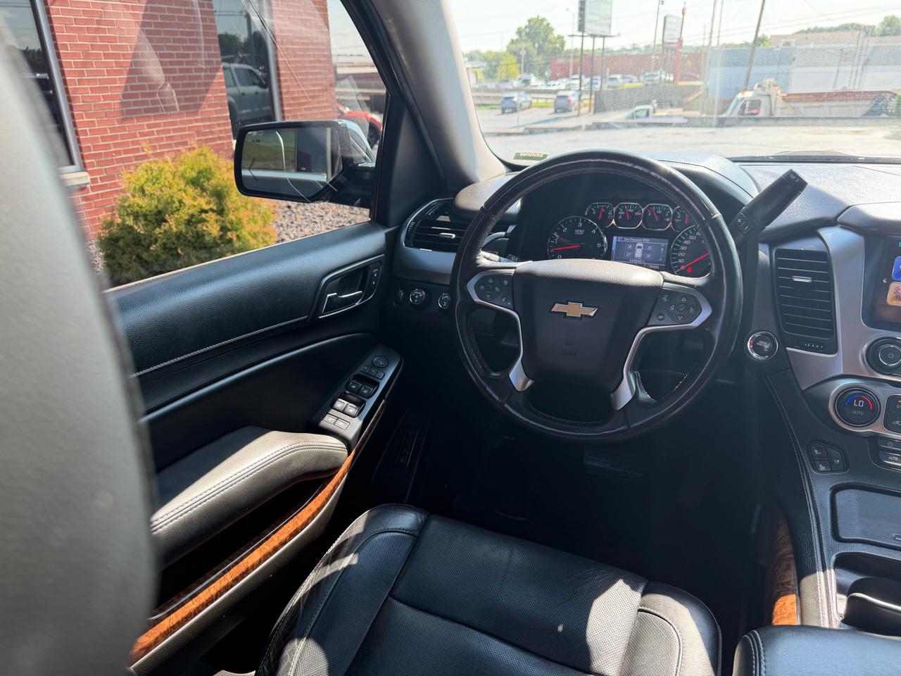 Chevrolet Tahoe 4WD 4dr Premier 2017