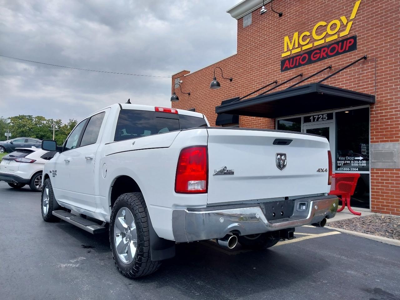 RAM 1500 Classic Big Horn 4x4 Crew Cab 5'7" Box 2019