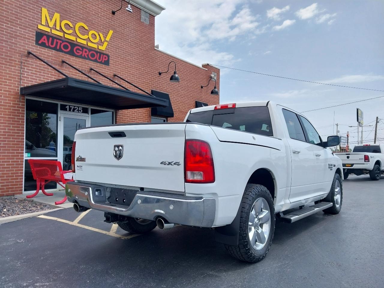 RAM 1500 Classic Big Horn 4x4 Crew Cab 5'7" Box 2019