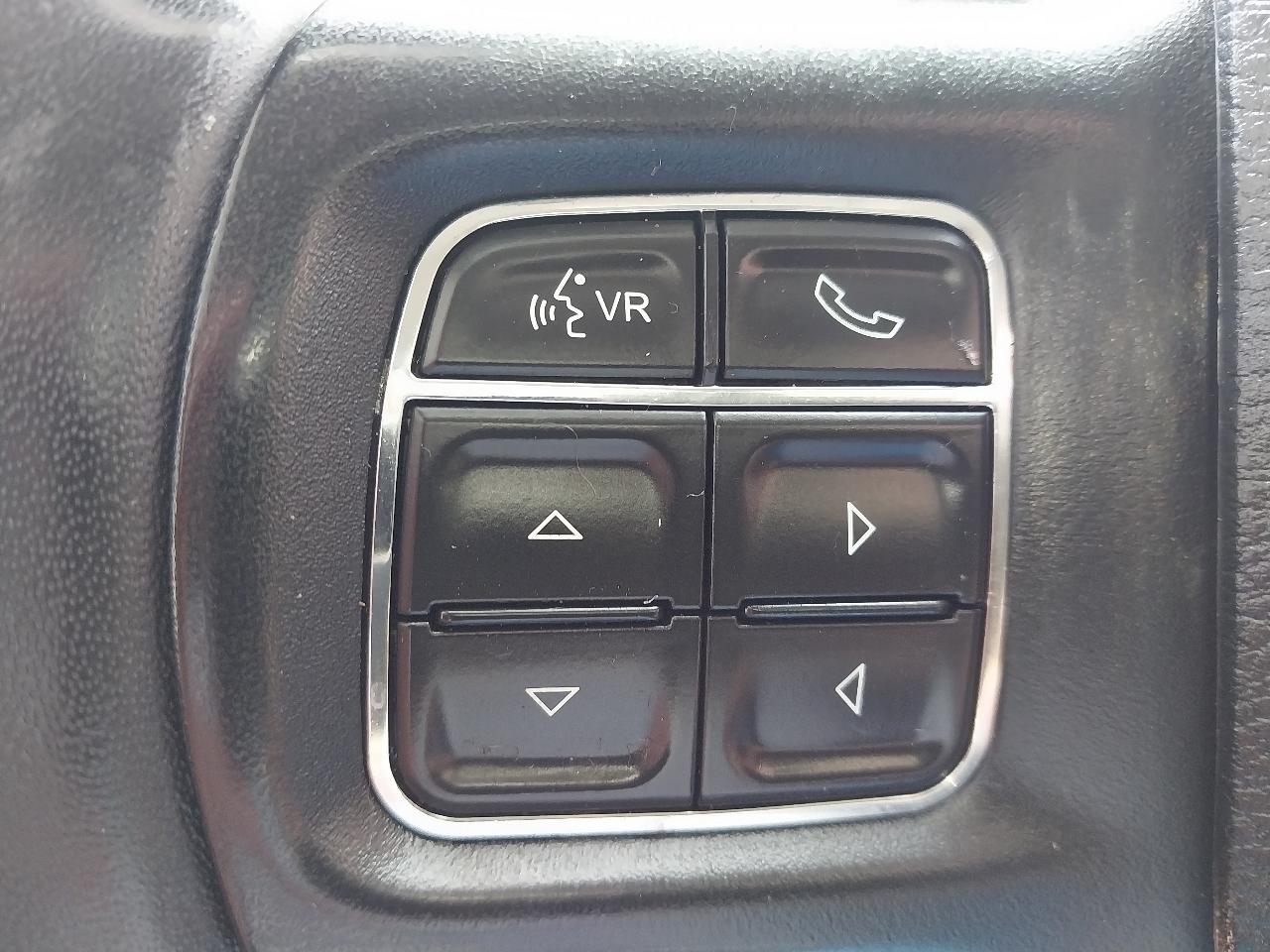 RAM 1500 Classic Big Horn 4x4 Crew Cab 5'7" Box 2019