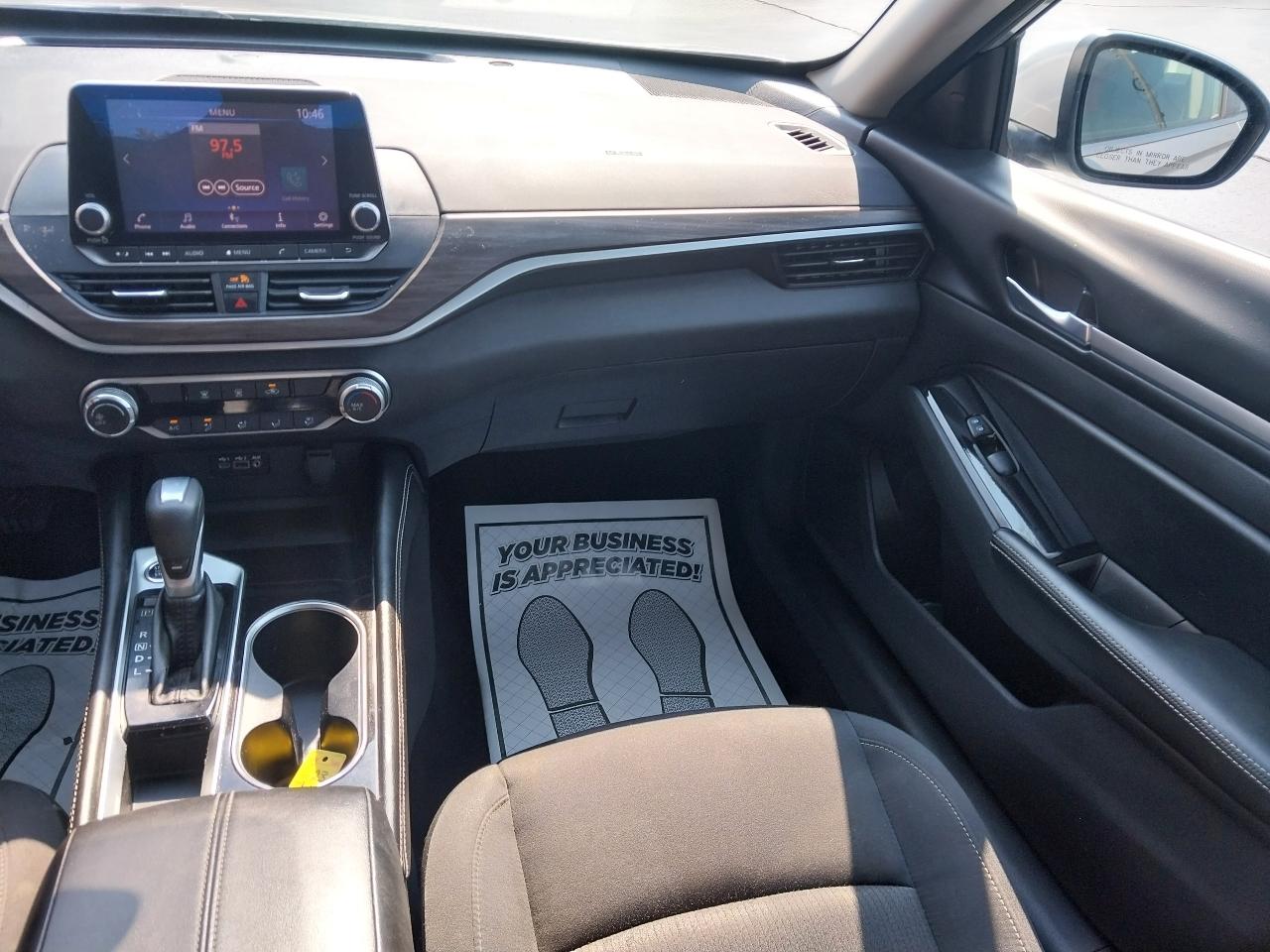Nissan Altima 2.5 SV Sedan 2023