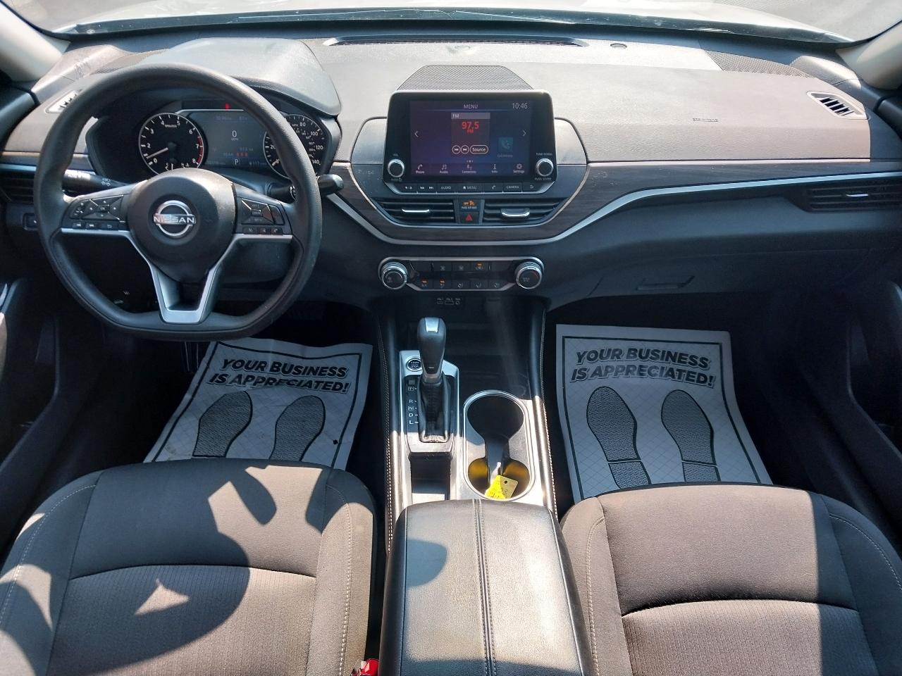 Nissan Altima 2.5 SV Sedan 2023