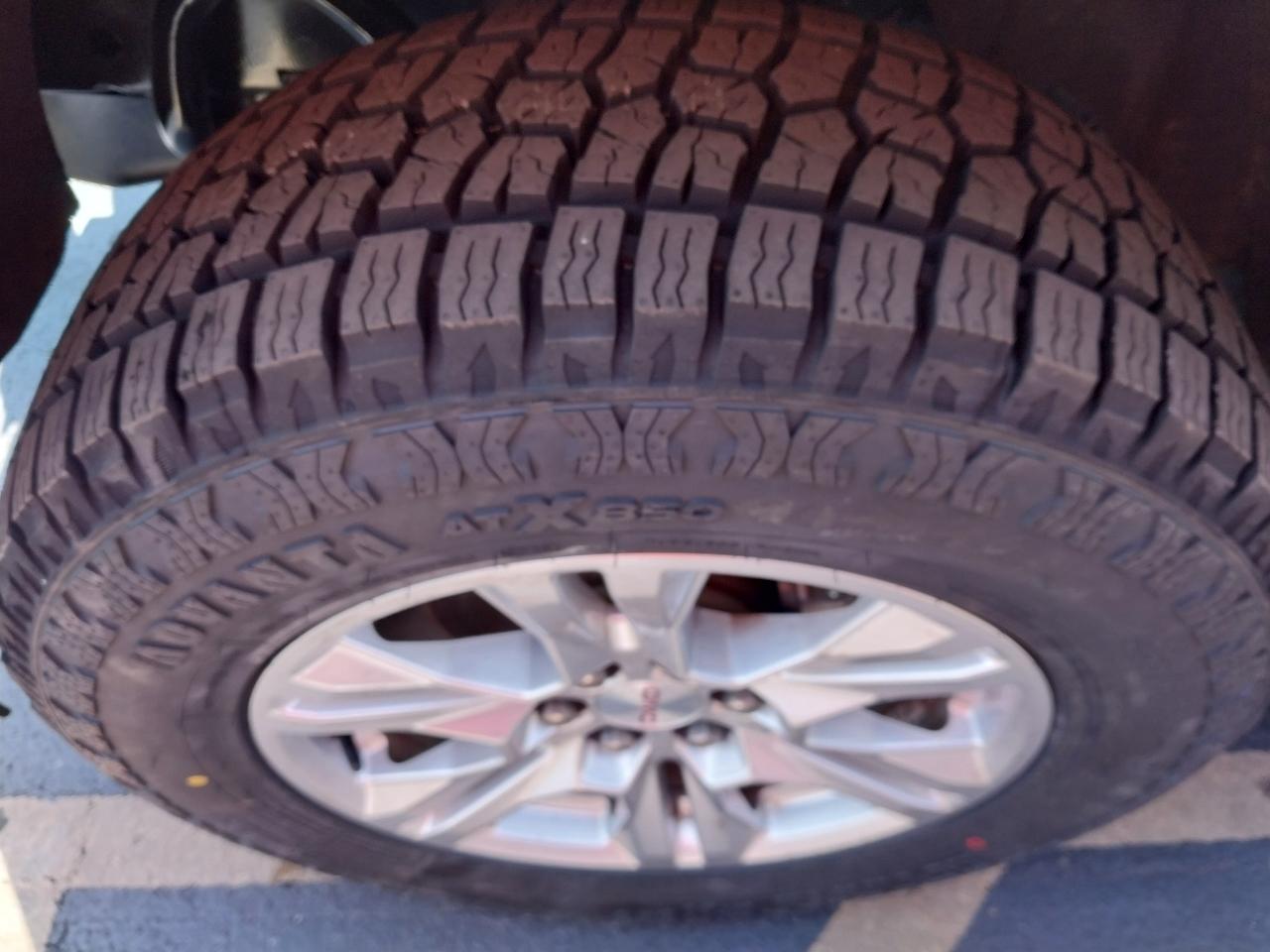 GMC Canyon 4WD Crew Cab 128.3" SLE 2019