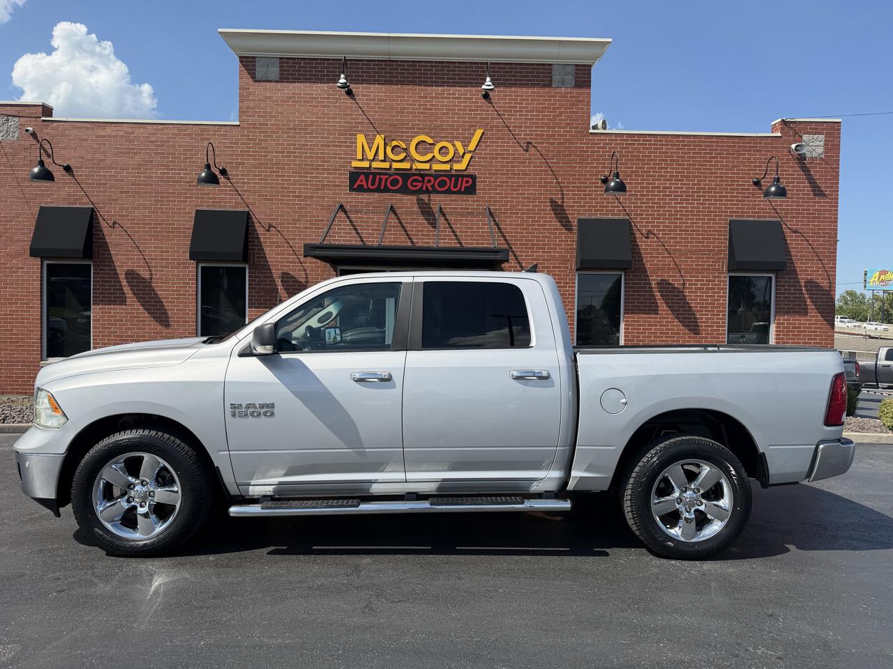 RAM 1500 Big Horn 4x4 Crew Cab 5'7" Box 2018