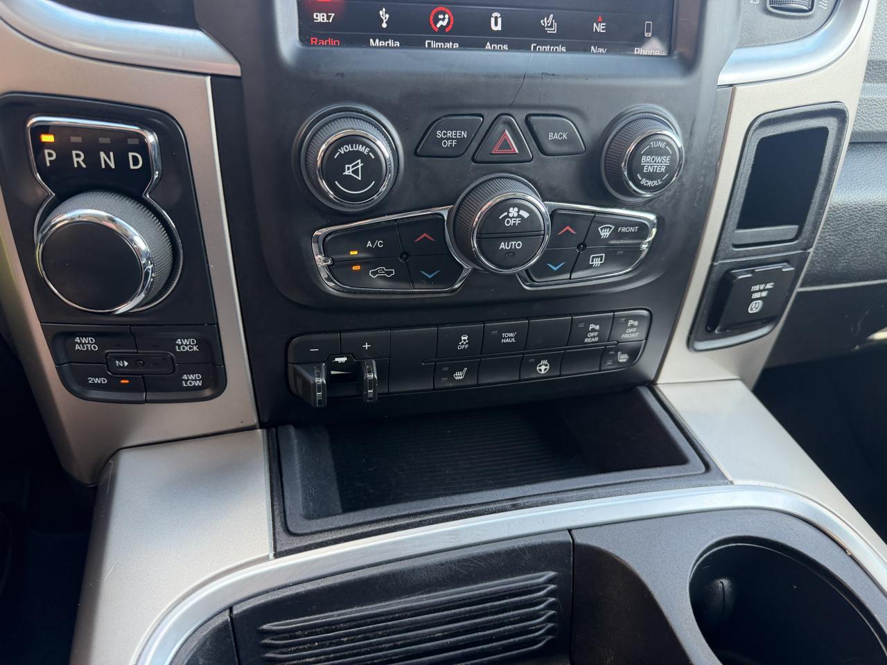 RAM 1500 Big Horn 4x4 Crew Cab 5'7" Box 2018