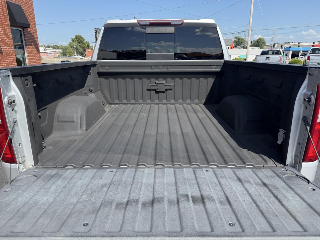 Chevrolet Silverado 1500 4WD Crew Cab 147" LTZ 2020