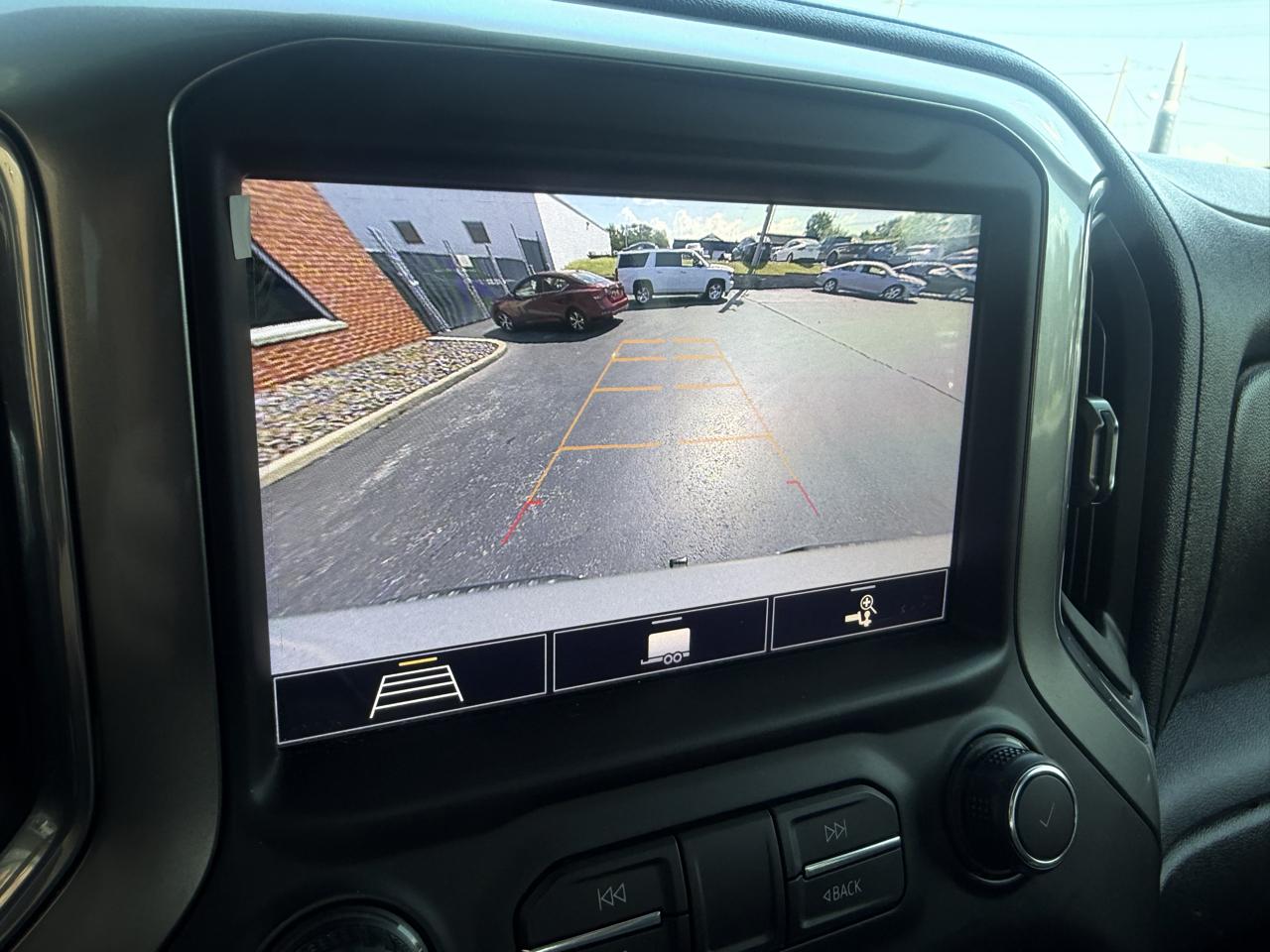 Chevrolet Silverado 1500 4WD Crew Cab 147" LTZ 2020