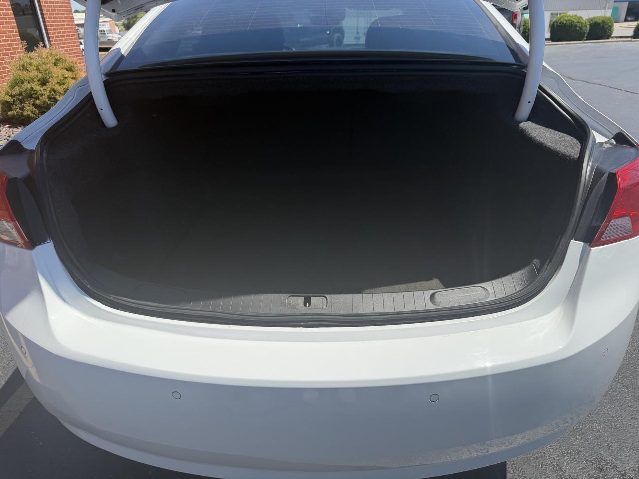 Chevrolet Impala 4dr Sdn LT w/1LT 2014