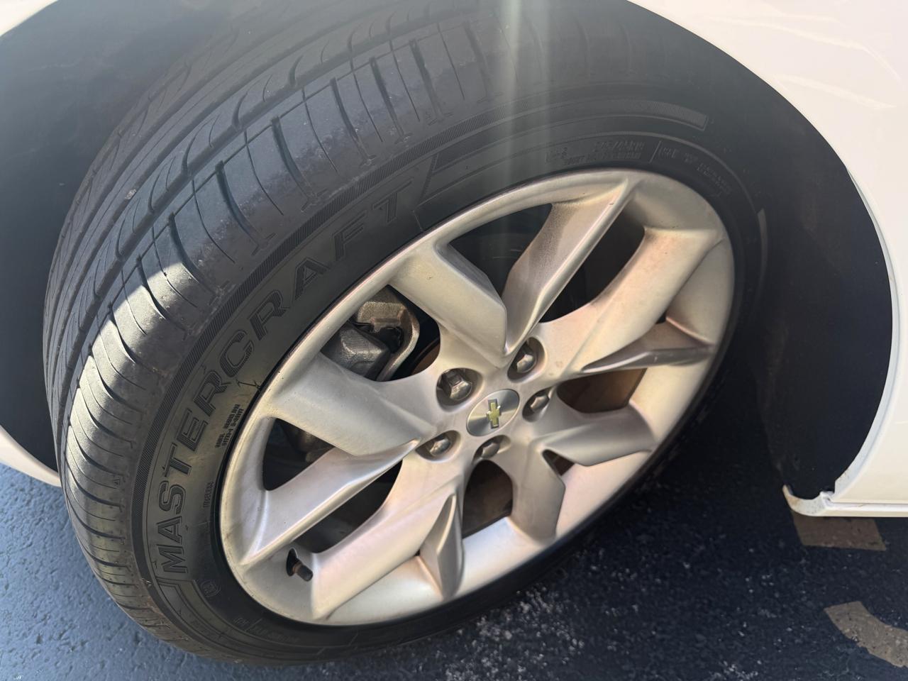 Chevrolet Impala 4dr Sdn LT w/1LT 2014