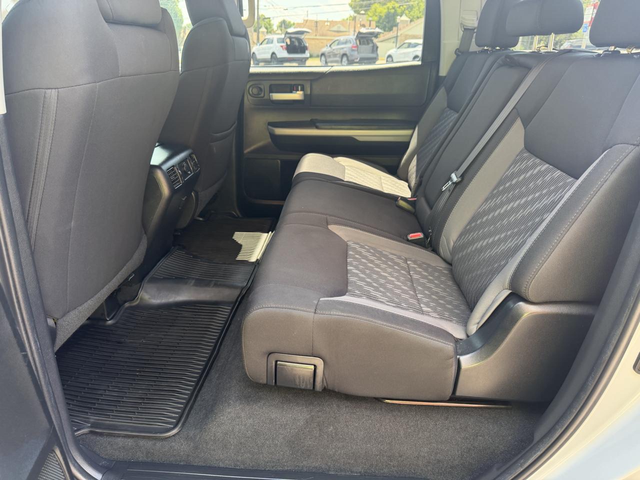 Toyota Tundra 4WD SR5 CrewMax 5.5' Bed 5.7L FFV (Natl) 2019