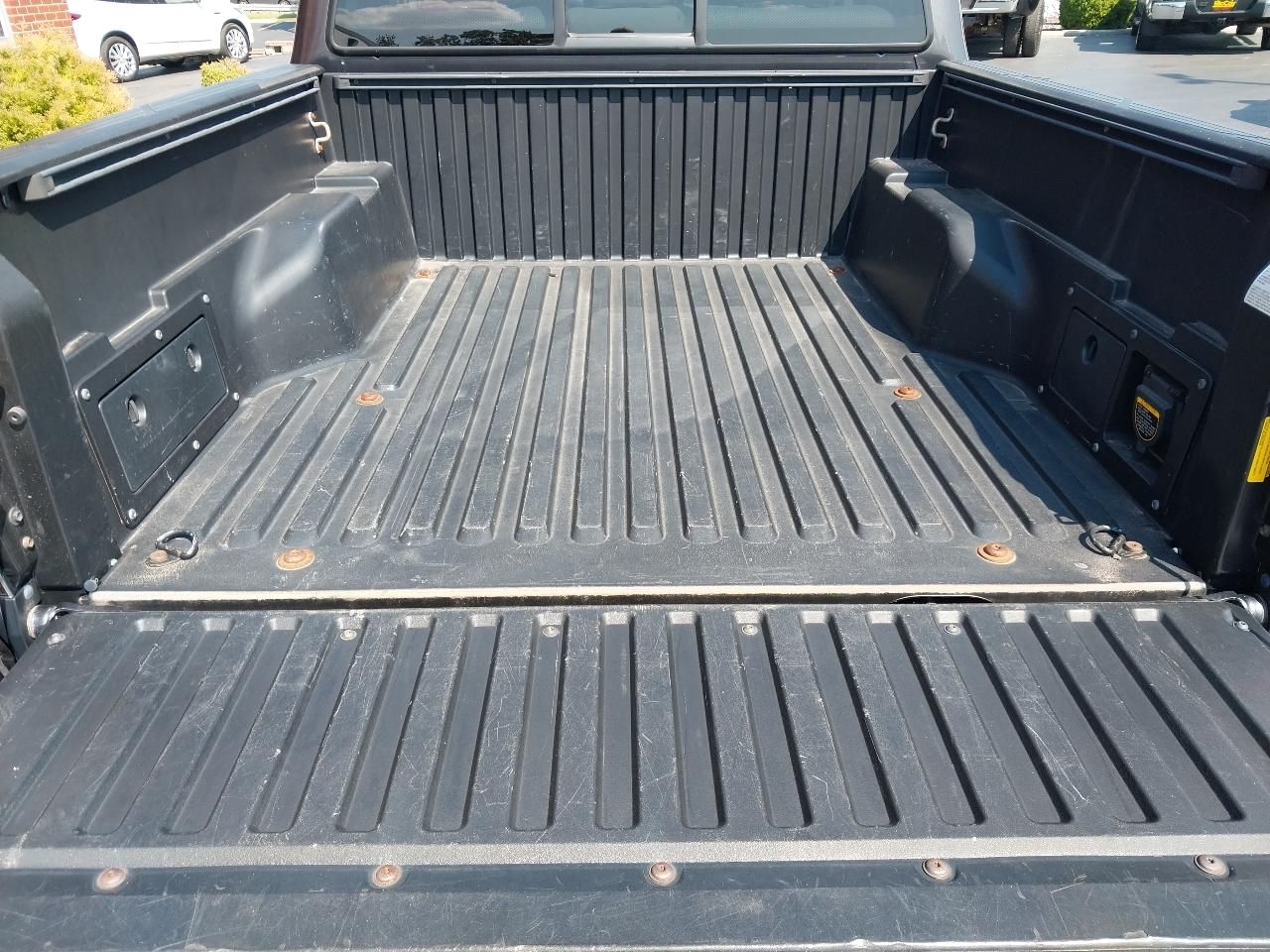 Toyota Tacoma SR5 Double Cab 4WD V6 2013