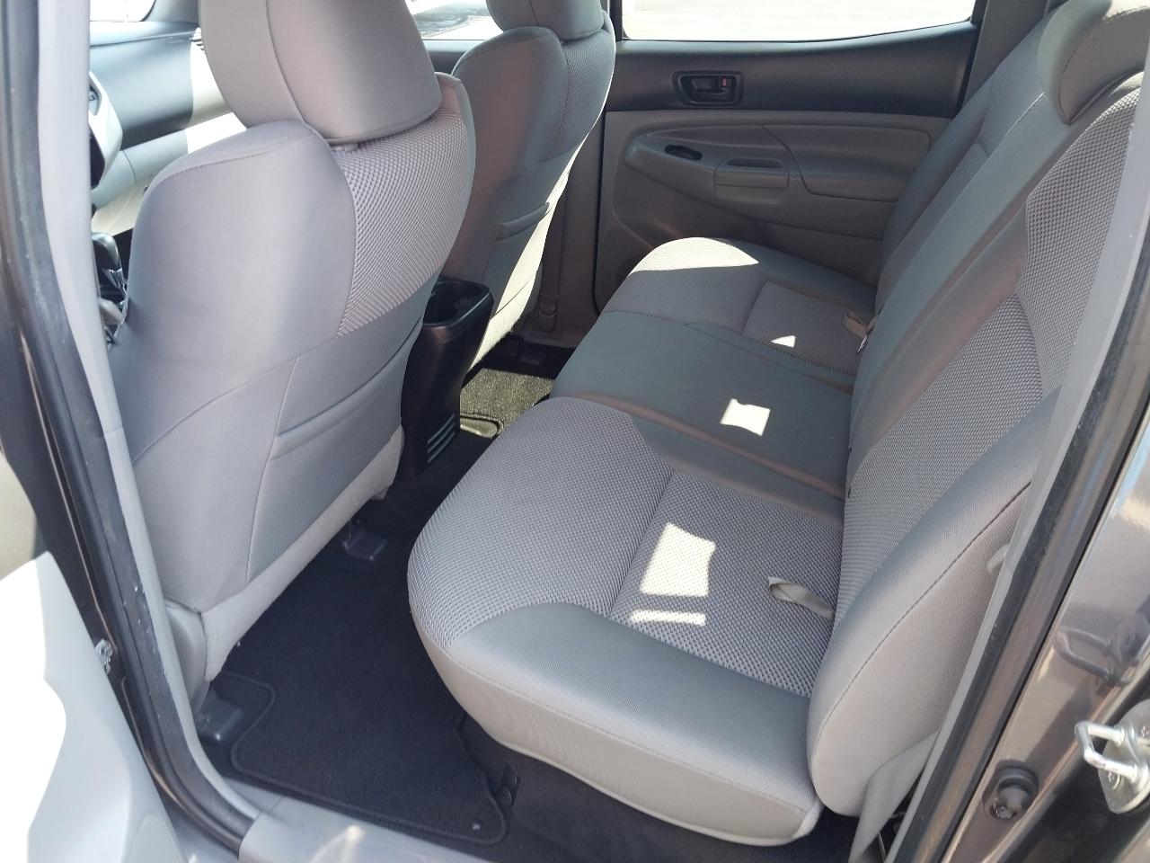 Toyota Tacoma SR5 Double Cab 4WD V6 2013