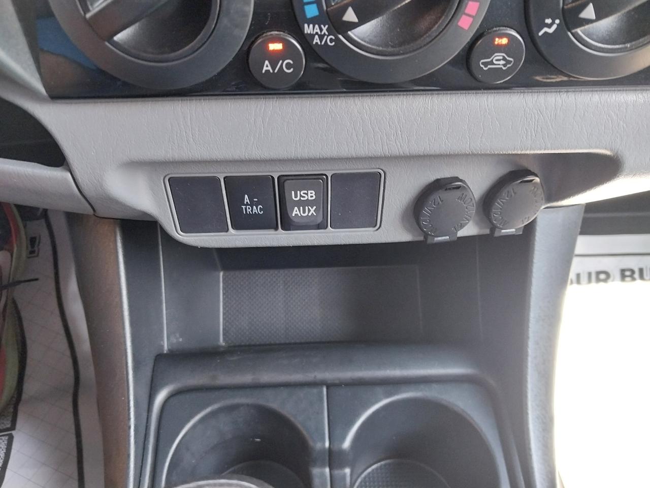 Toyota Tacoma SR5 Double Cab 4WD V6 2013