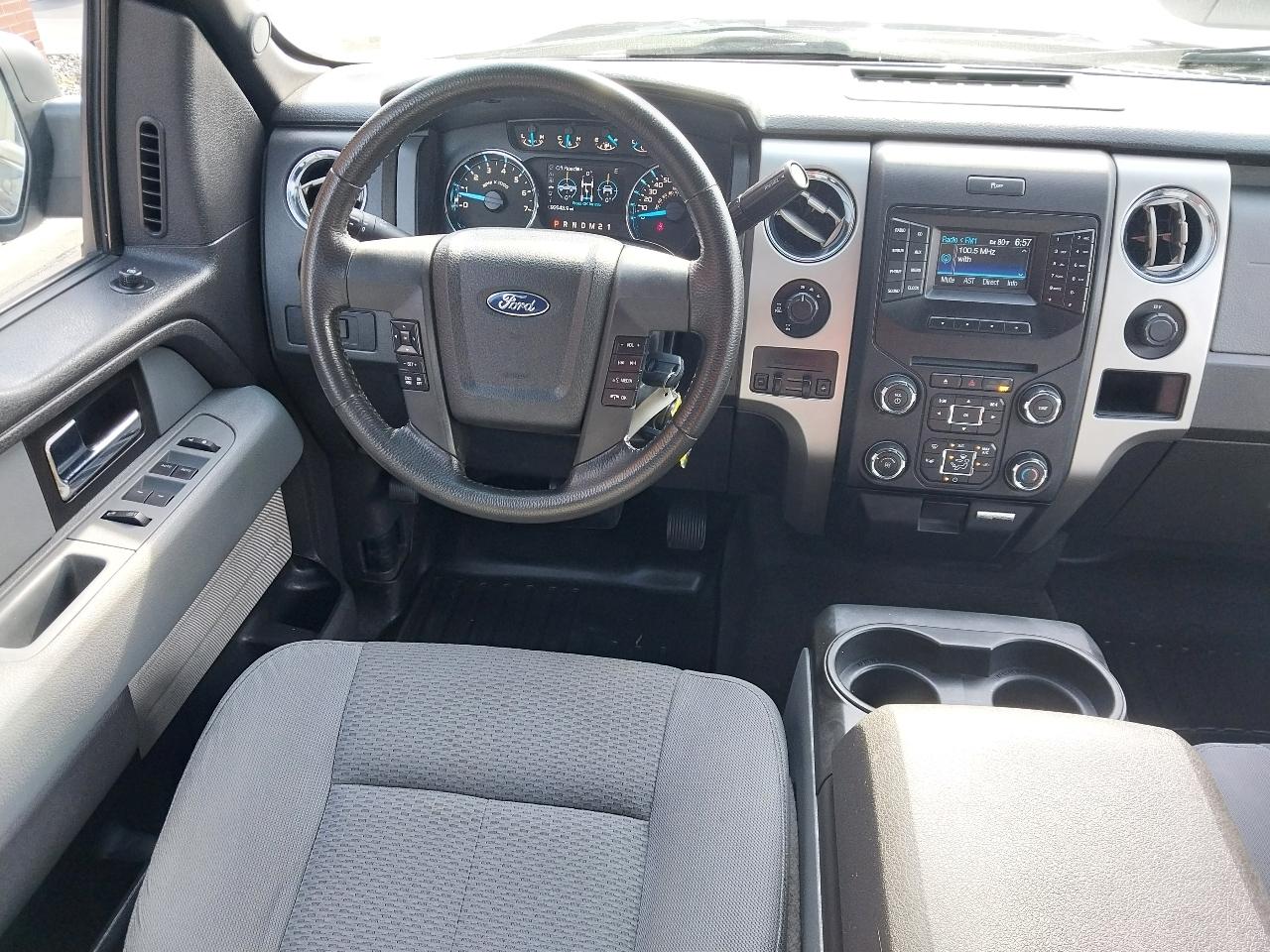 Ford F-150 XLT SuperCrew 4WD 2014