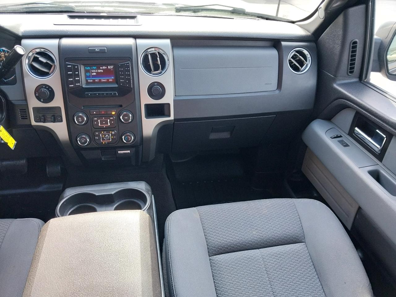 Ford F-150 XLT SuperCrew 4WD 2014