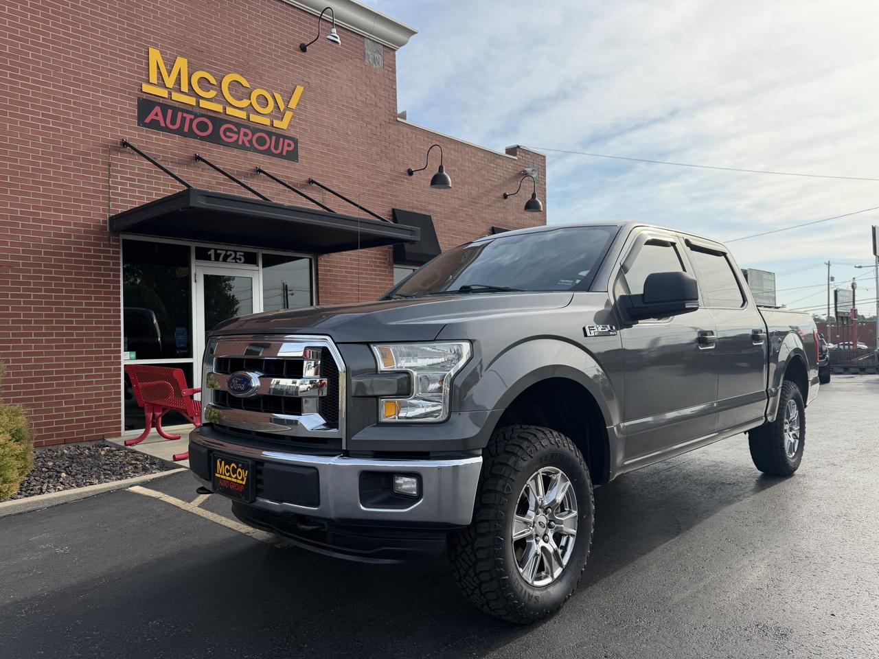 Ford F-150 4WD SuperCrew 145" XLT 2015