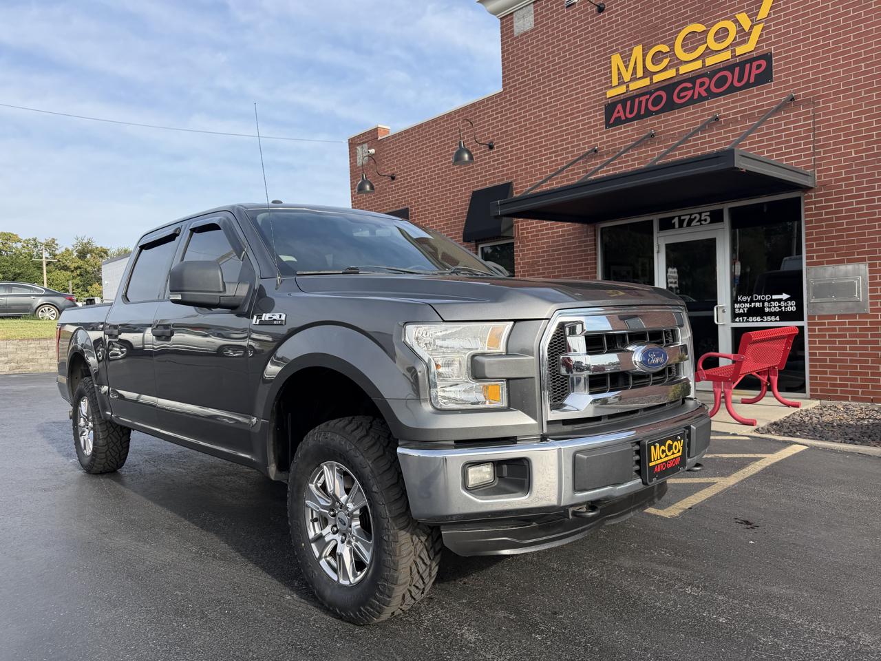 Ford F-150 4WD SuperCrew 145" XLT 2015