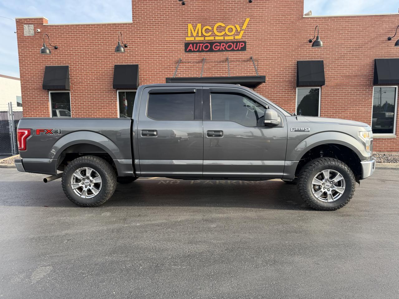 Ford F-150 4WD SuperCrew 145" XLT 2015