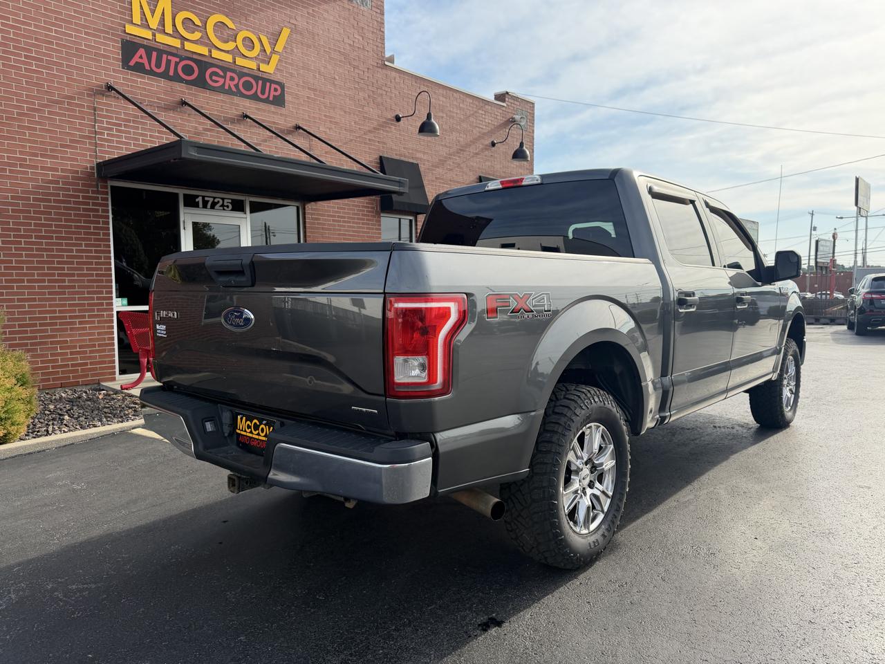 Ford F-150 4WD SuperCrew 145" XLT 2015
