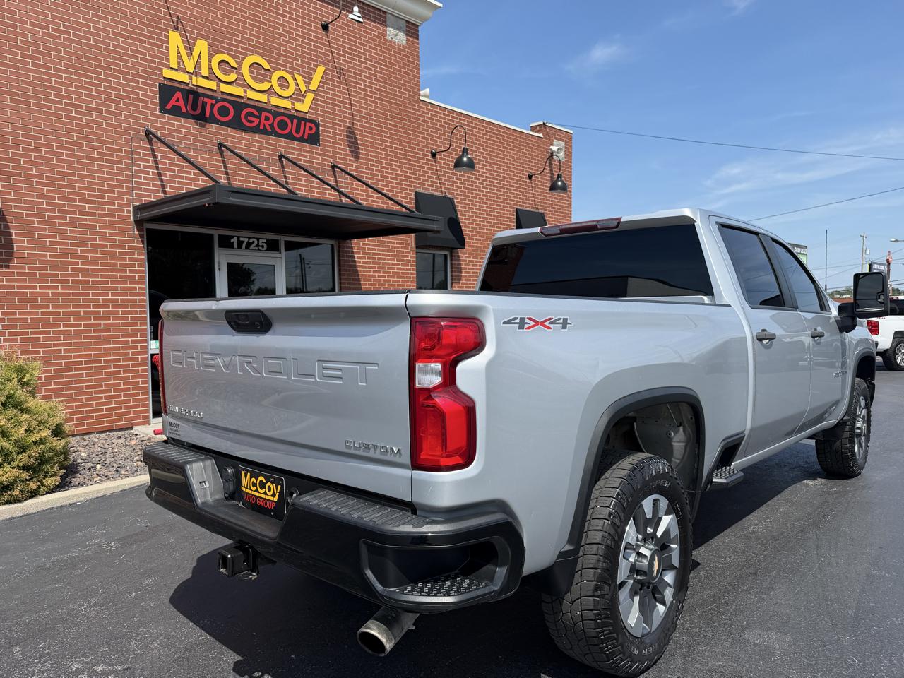 Chevrolet Silverado 2500HD 4WD Crew Cab 159" Custom 2021