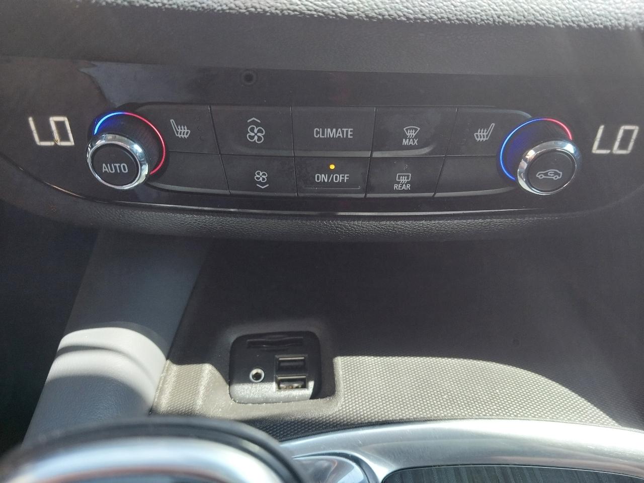 Buick Enclave FWD 4dr Essence 2020